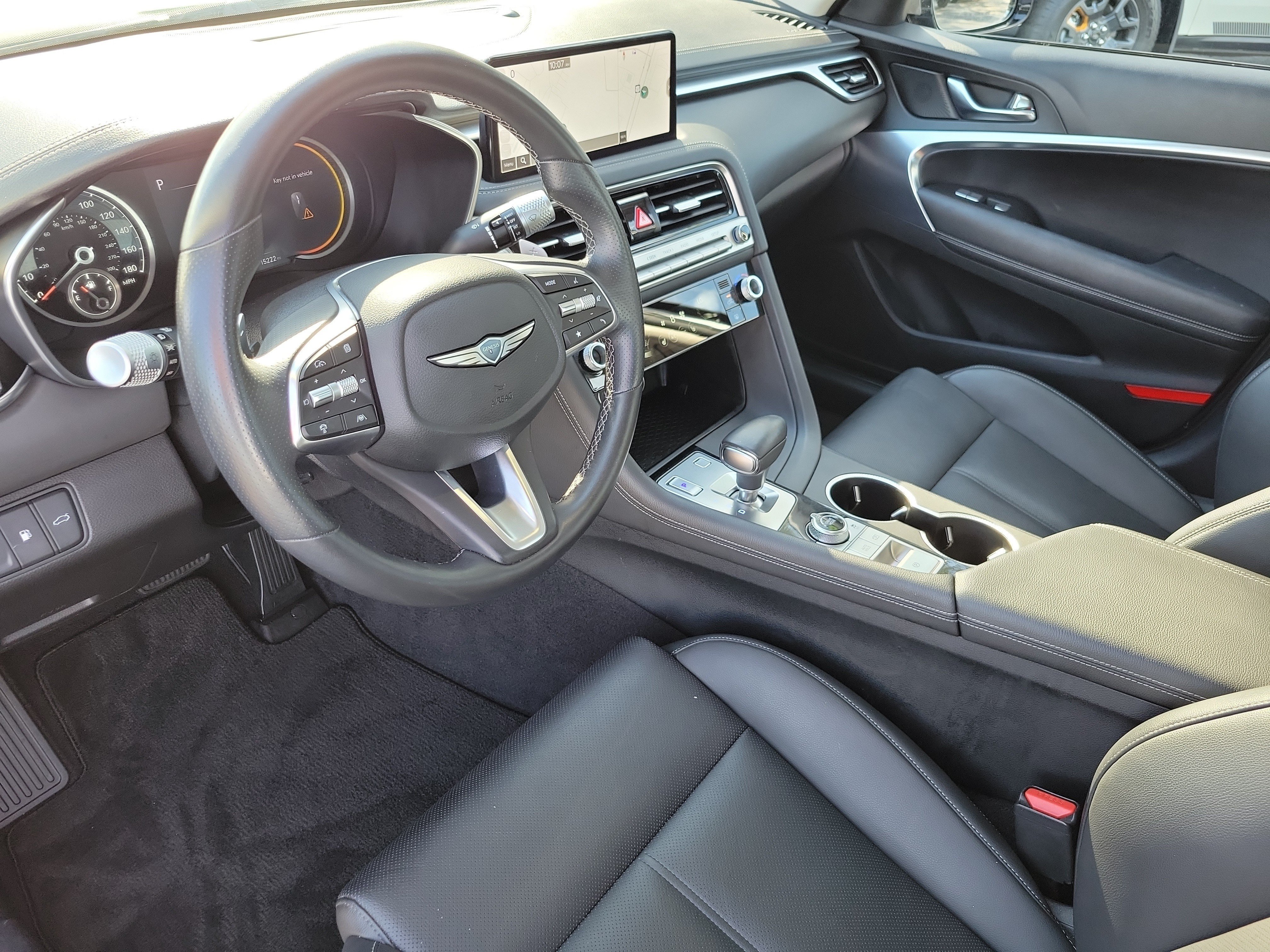 Used 2026 Genesis G70 2.5T RWD image 8