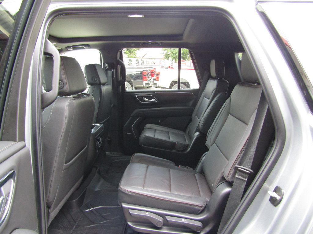 Used 2024 Chevrolet Tahoe High Country AWD/4WD image 41