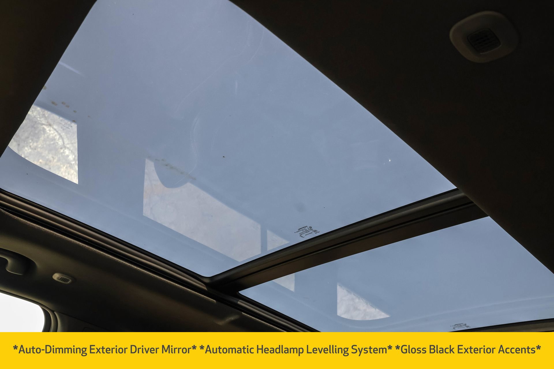 New 2025 Jeep Grand Cherokee Limited w/ Luxury Tech Group II image 7