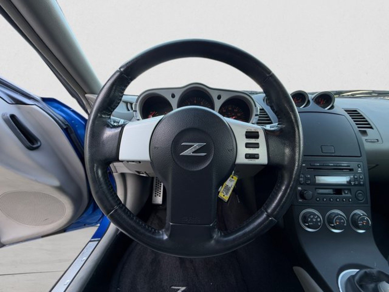 Used 2005 Nissan 350Z Touring RWD image 14