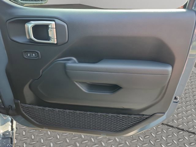 New 2025 Jeep Gladiator Sport image 19