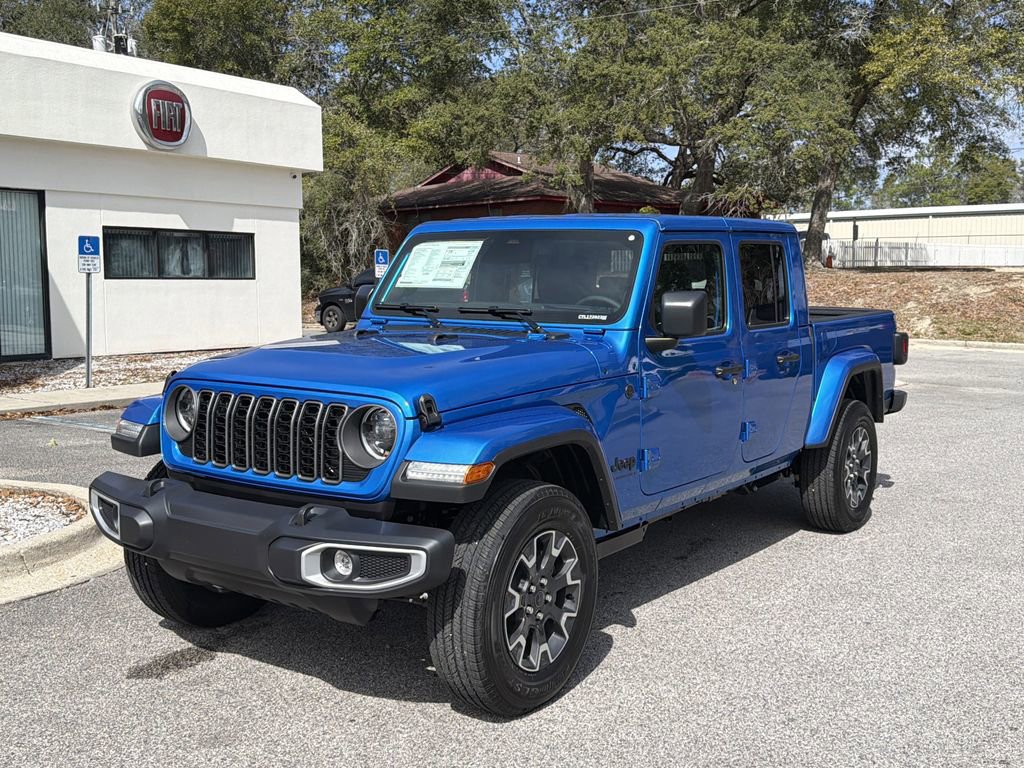 New 2026 Jeep Gladiator Sahara image 9