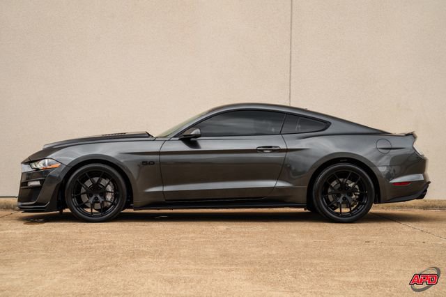 Used 2018 Ford Mustang GT w/ Black Accent Pkg RWD image 38