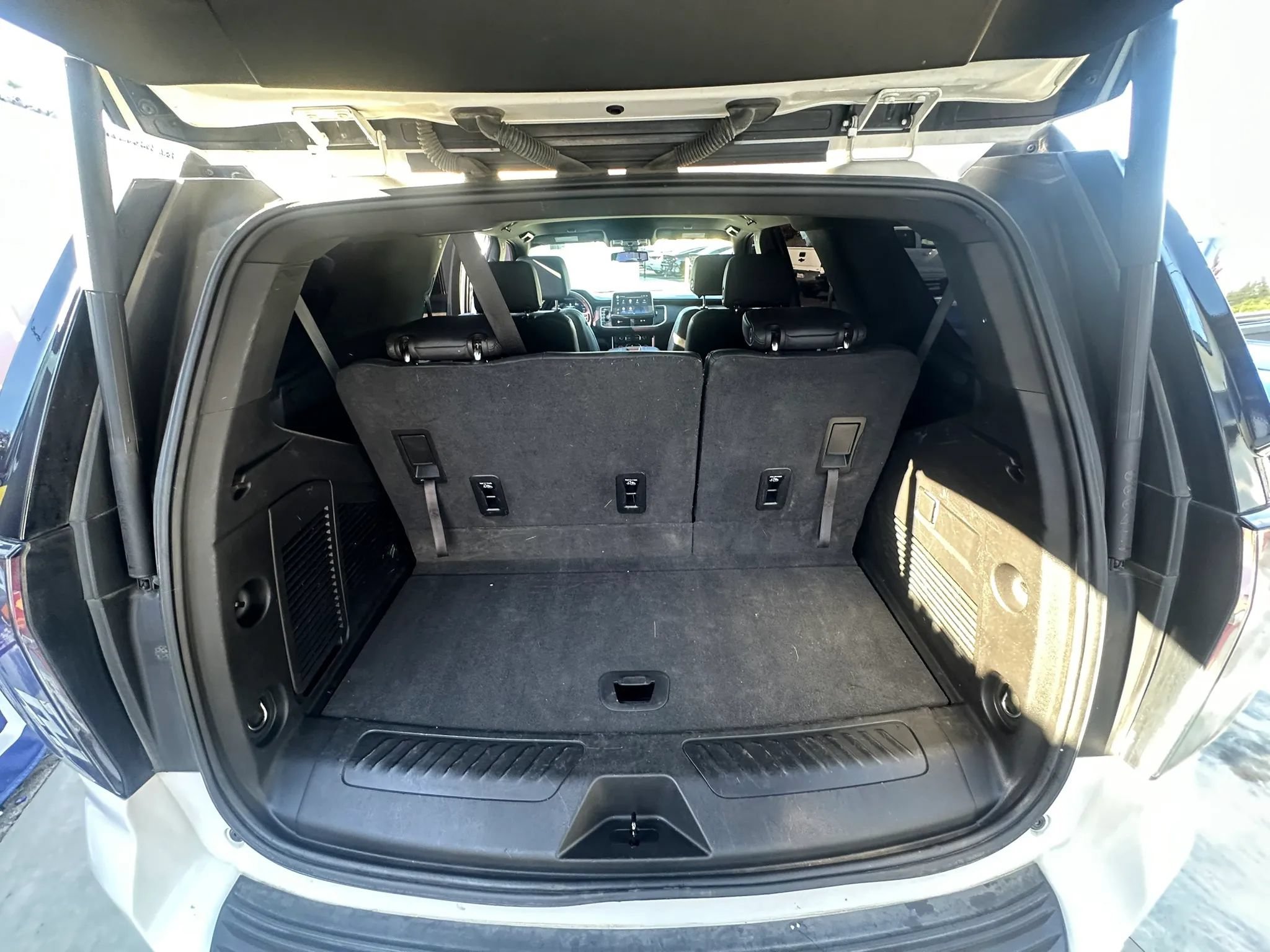 Used 2022 Chevrolet Tahoe LT RWD image 24