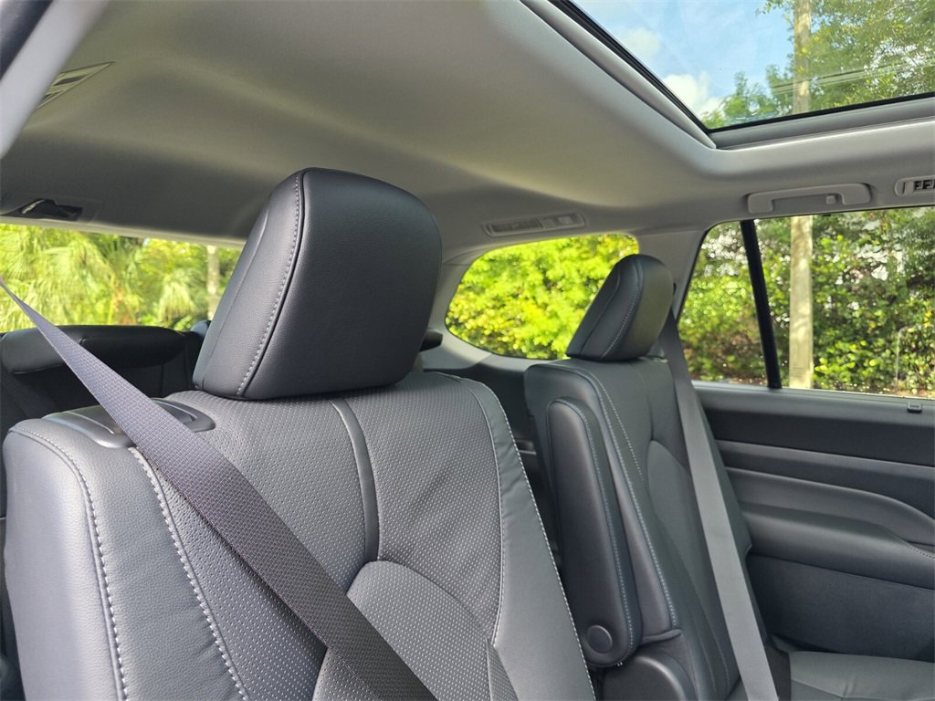 New 2026 Toyota Grand Highlander Limited image 18