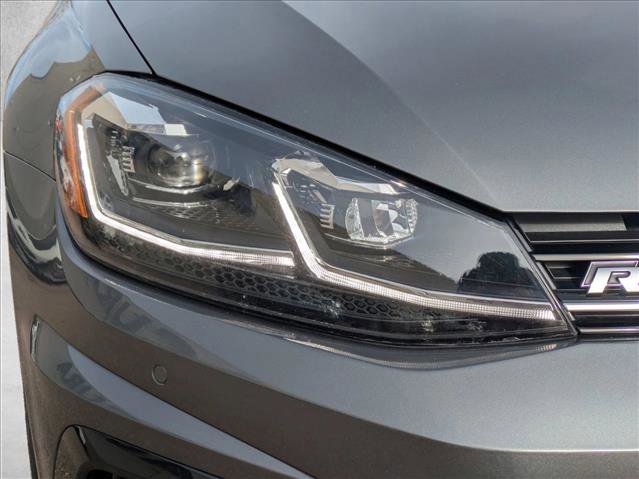 Used 2018 Volkswagen Golf 4-Door image 9