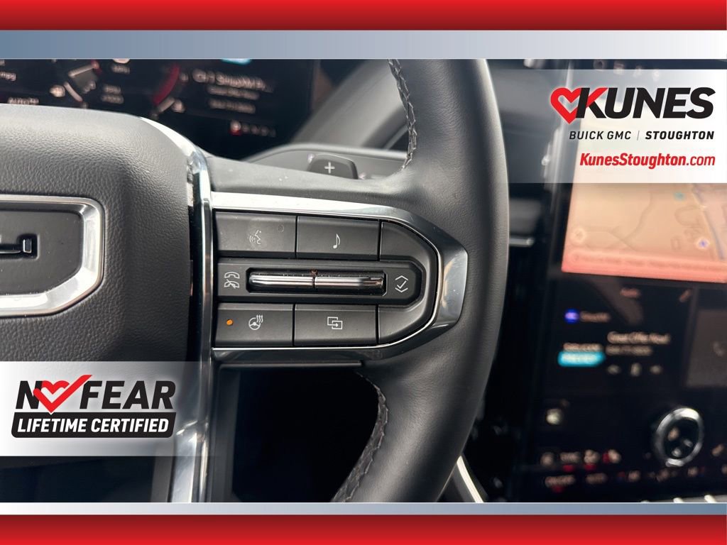 Used 2025 GMC Yukon XL Denali image 28