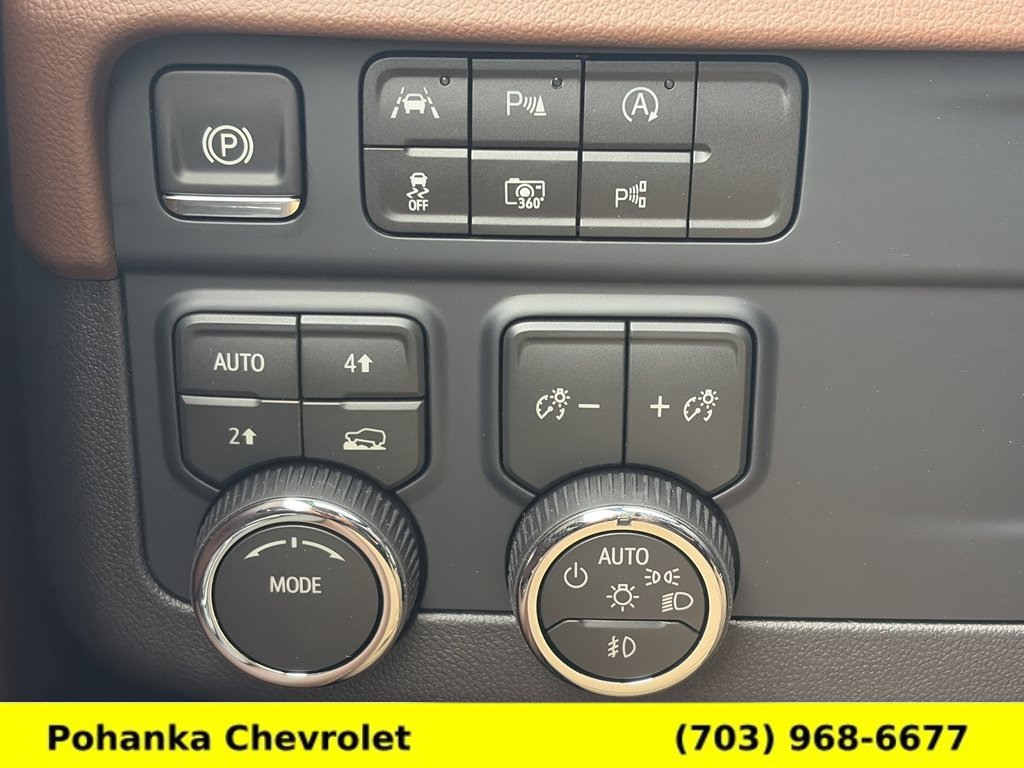 New 2026 Chevrolet Suburban High Country AWD/4WD image 14