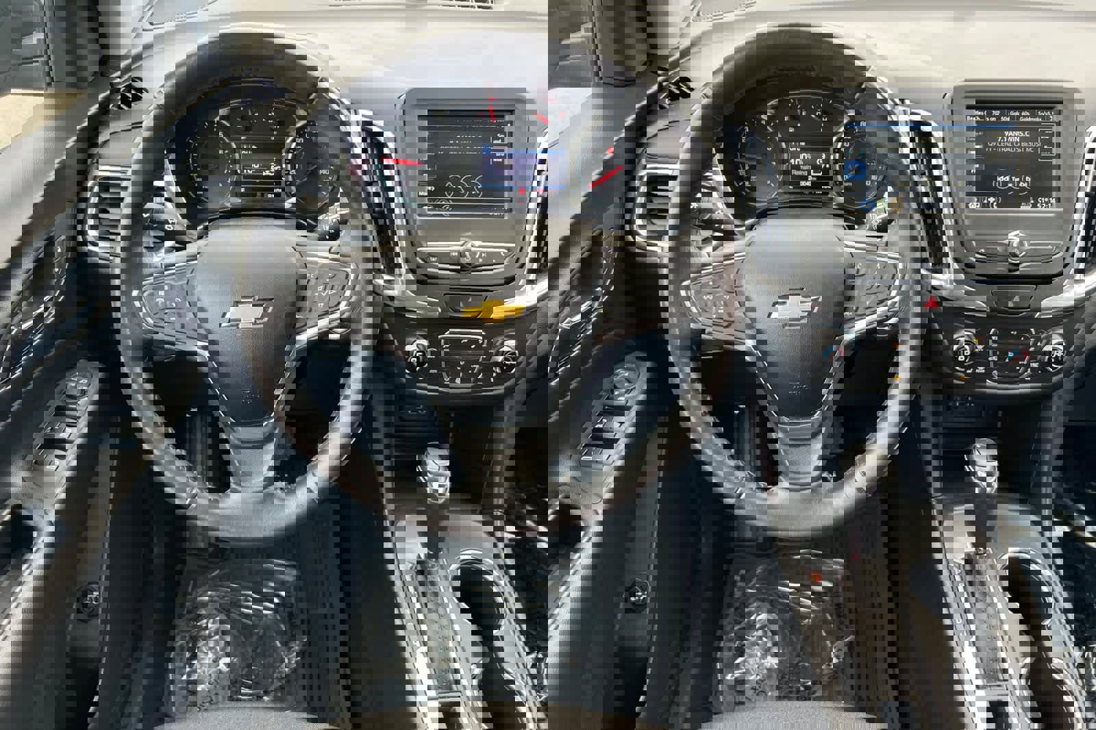 Used 2019 Chevrolet Equinox LT image 16