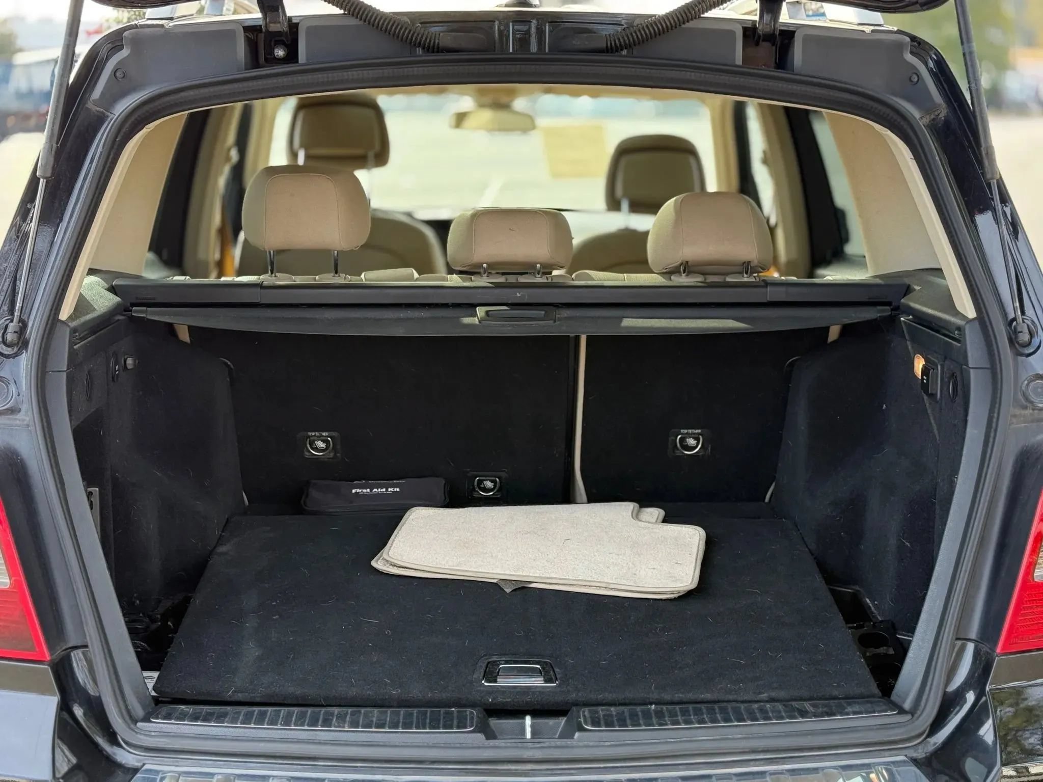 Used 2010 Mercedes-Benz GLK 350 4MATIC image 28