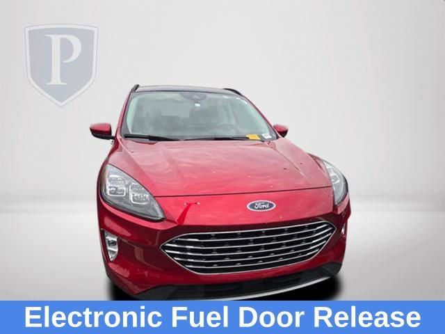 Used 2021 Ford Escape Titanium w/ Titanium Elite Package FWD image 12