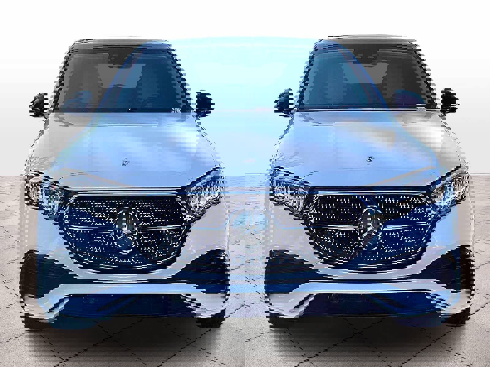 Used 2024 Mercedes-Benz E 450 4MATIC Sedan image 3