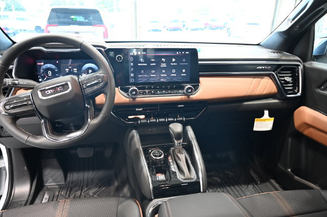 New 2026 GMC Canyon AT4 w/ Technology Plus Package AWD/4WD image 14