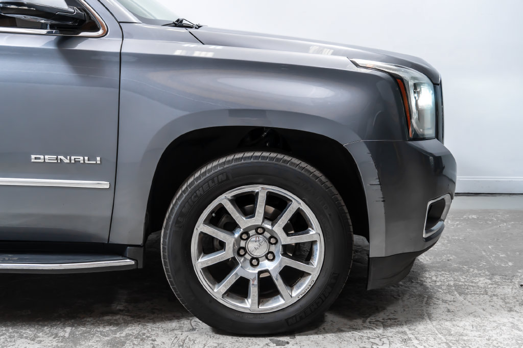 Used 2019 GMC Yukon Denali AWD/4WD image 12