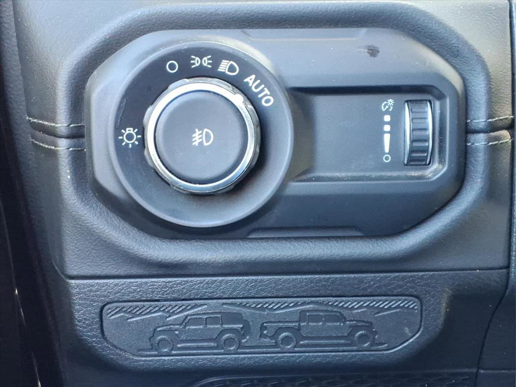 Used 2024 Jeep Wrangler Unlimited Rubicon image 25