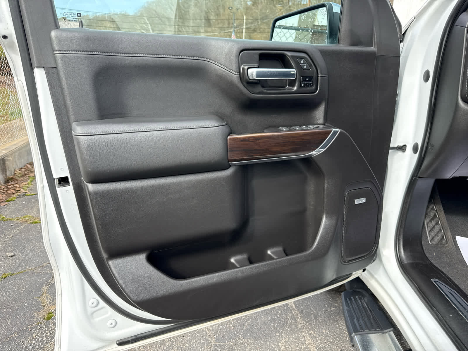 Used 2020 GMC Sierra 1500 SLT w/ SLT Premium Plus Package image 12