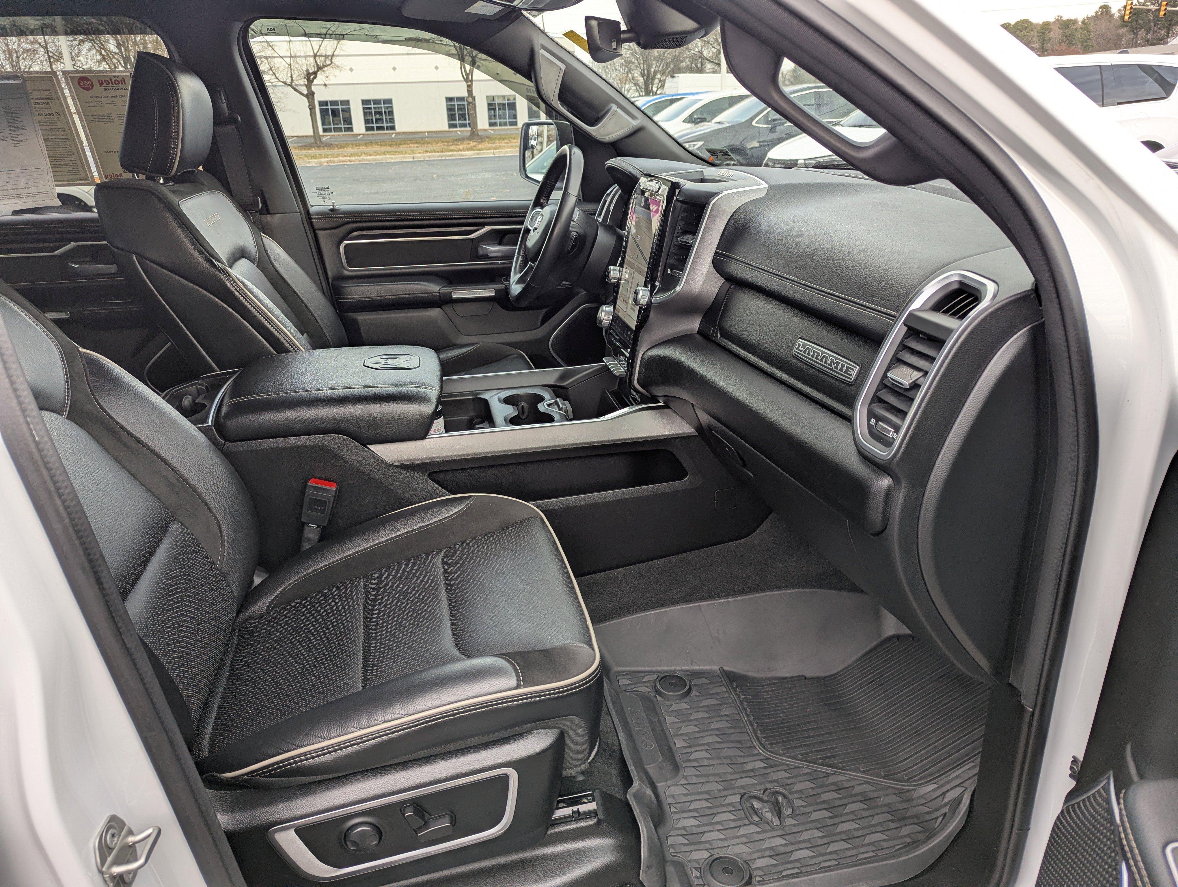 Used 2023 RAM 1500 Laramie image 18