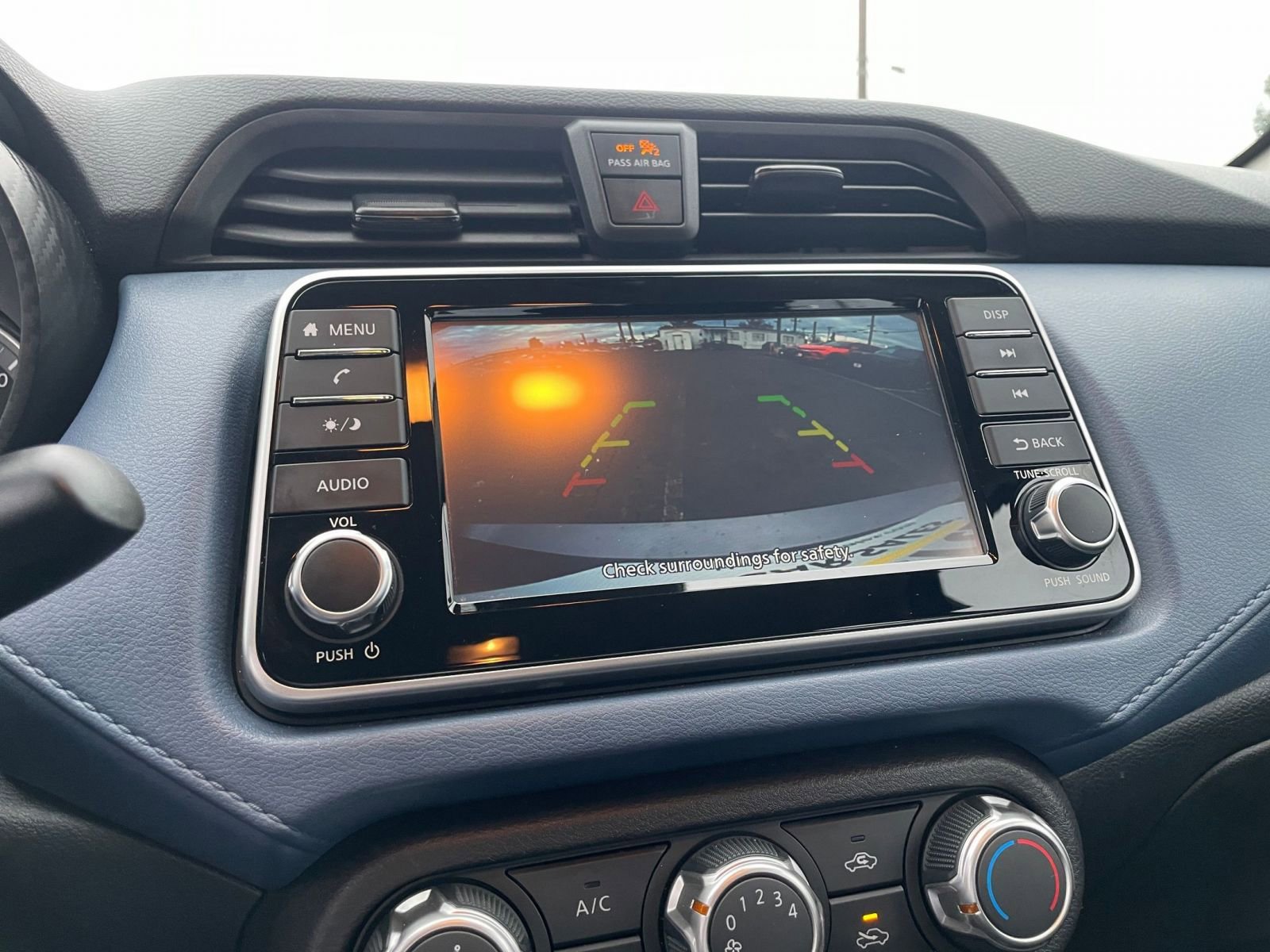 Used 2025 Nissan Versa SV image 20