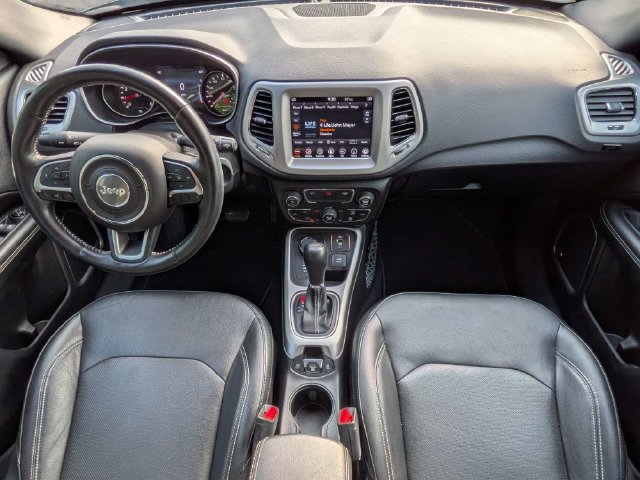 Used 2021 Jeep Compass Latitude w/ Sun and Sound Group AWD/4WD image 17