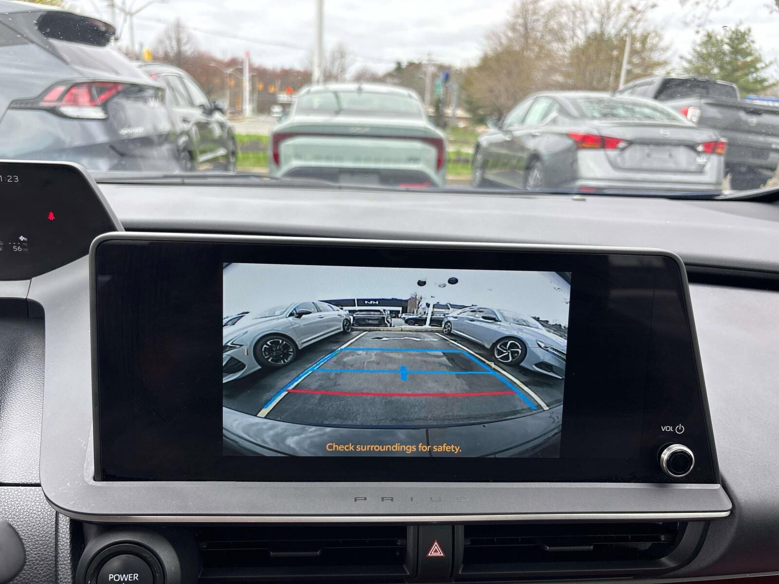 Used 2024 Toyota Prius Prime FWD image 20