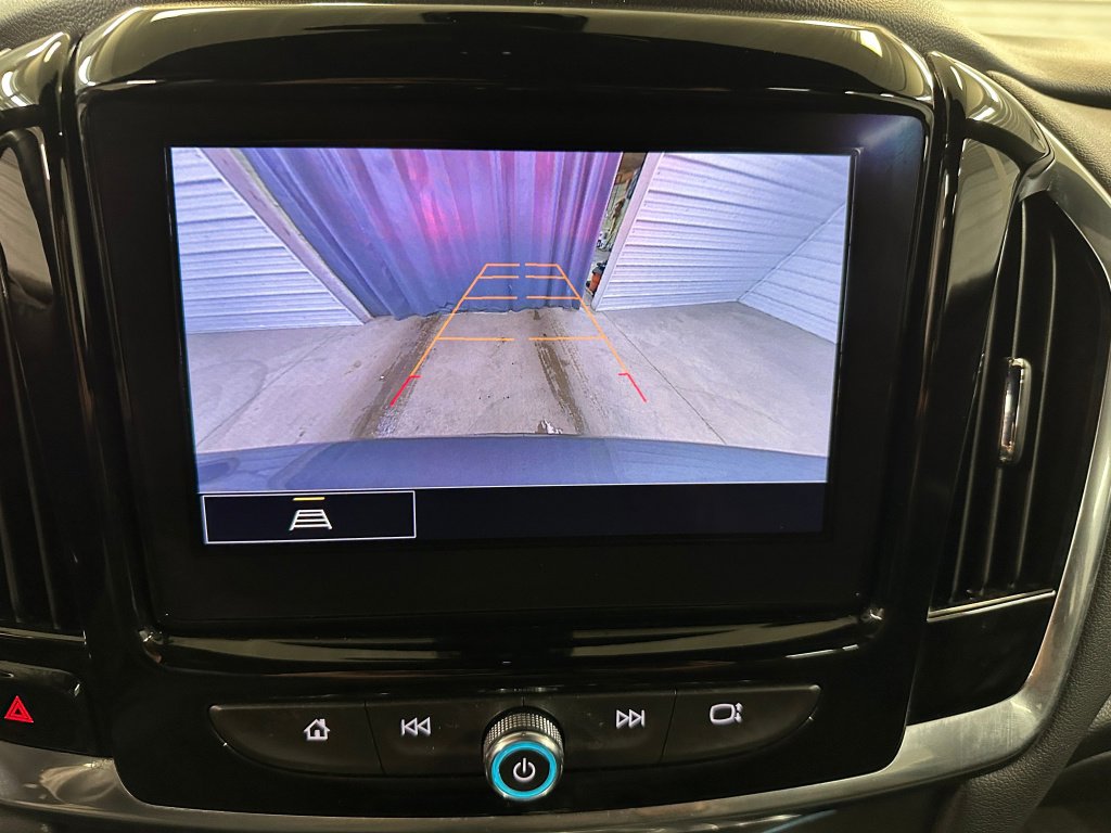 Used 2023 Chevrolet Traverse LT w/ LPO, Floor Liner Package image 13