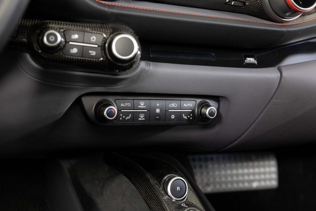Used 2021 Ferrari 812 GTS RWD image 44