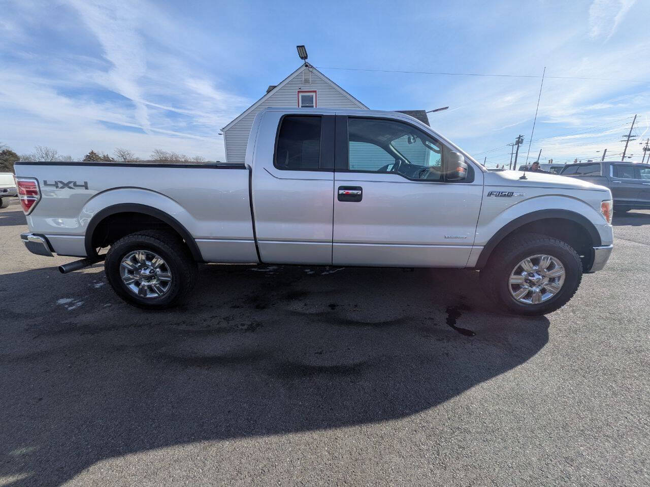 Used 2012 Ford F150 XLT w/ XLT Chrome Pkg AWD/4WD image 3