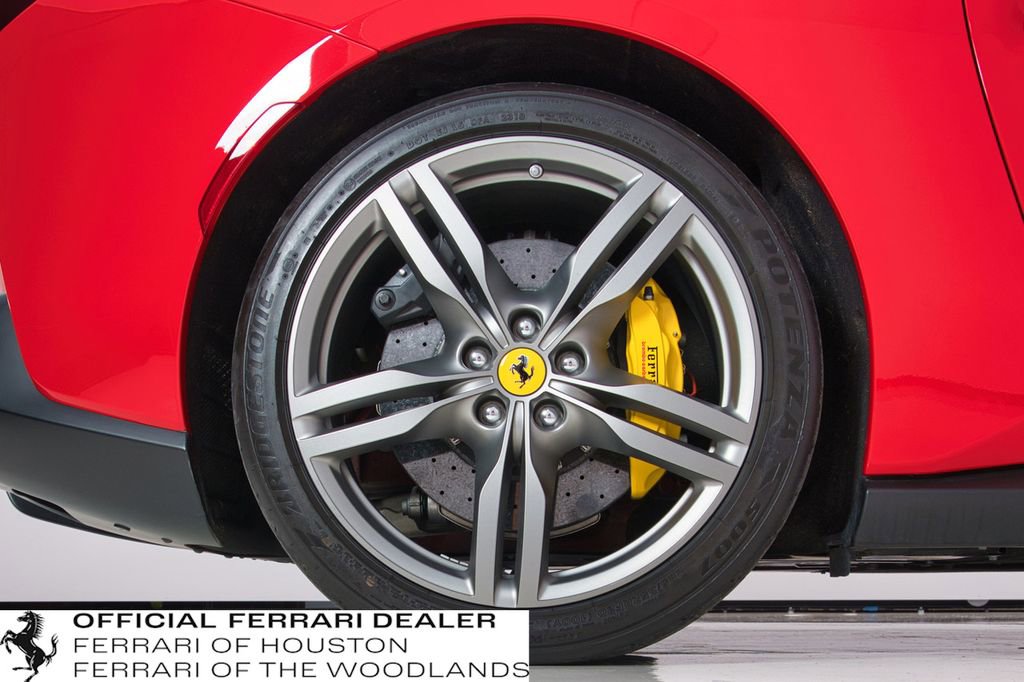 Used 2019 Ferrari Portofino image 22