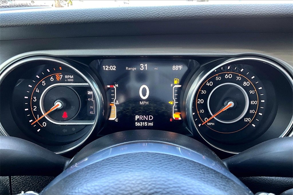 Used 2020 Jeep Gladiator Overland image 12