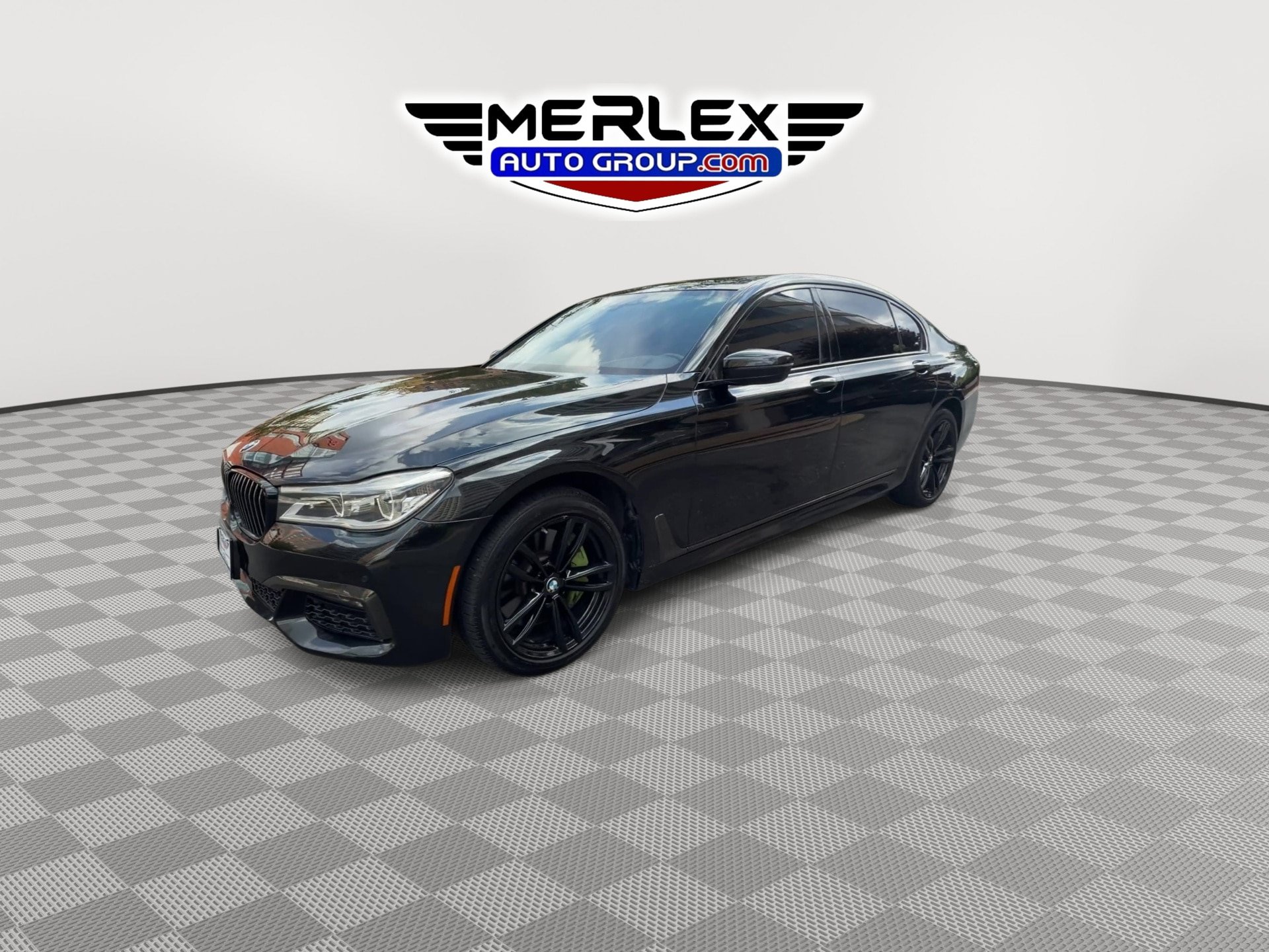 Used 2019 BMW 750i xDrive w/ M Sport Package AWD/4WD image 4