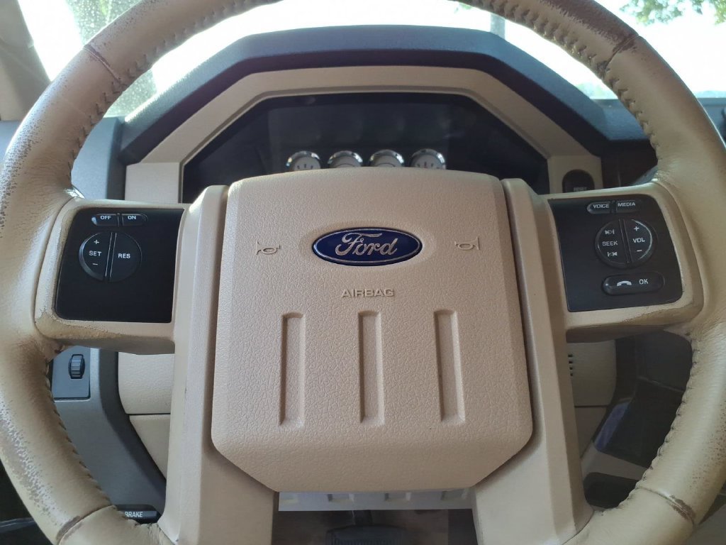Used 2010 Ford F350 Lariat AWD/4WD image 19