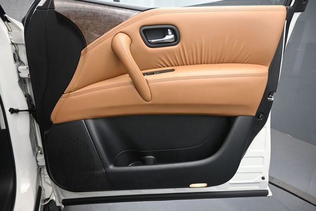 Used 2017 INFINITI QX80 Signature Edition RWD image 31