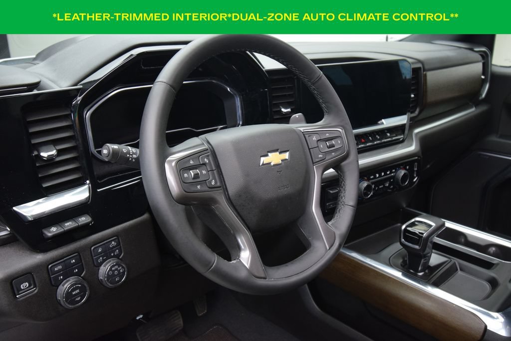 Used 2025 Chevrolet Silverado 1500 High Country w/ Technology Package AWD/4WD image 15