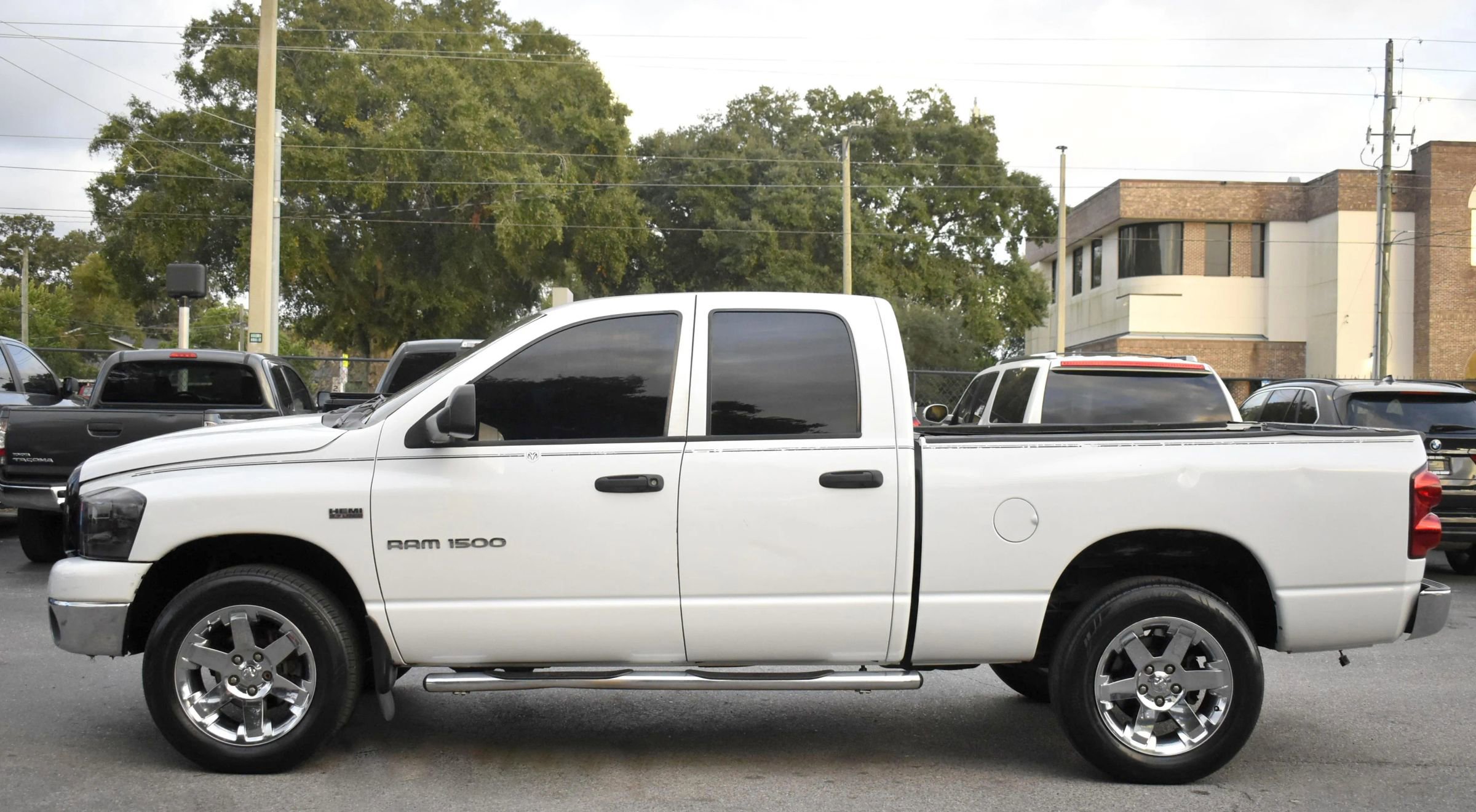 Used 2007 Dodge Ram 1500 Truck SLT image 4