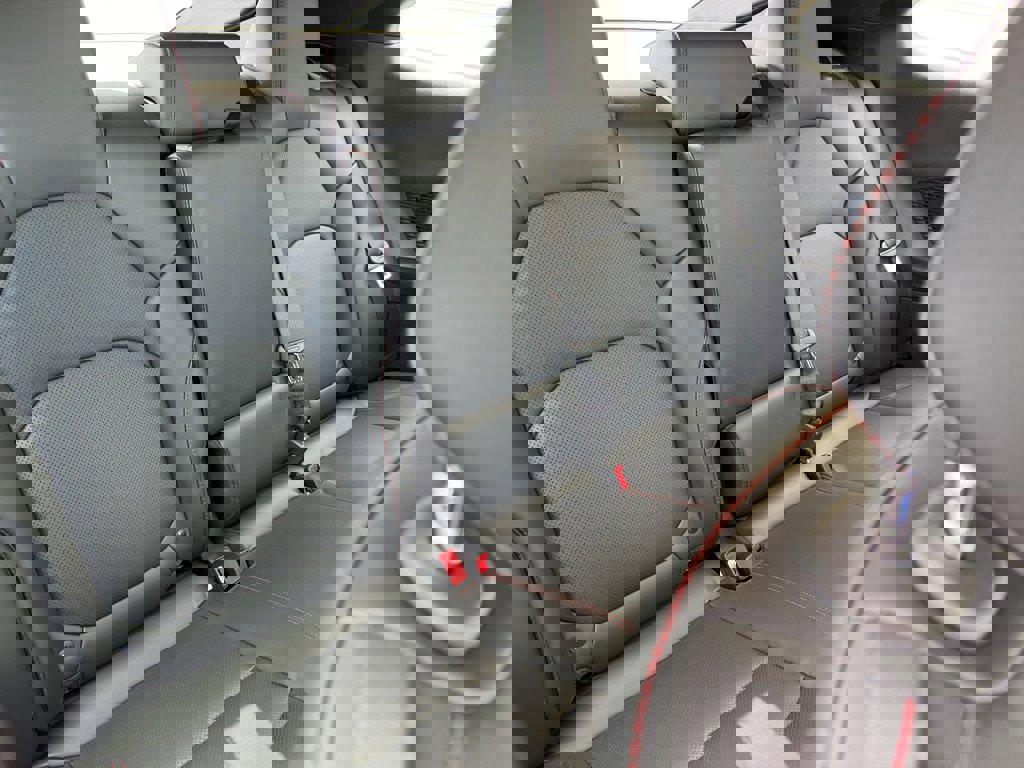 Used 2024 Dodge Charger R/T w/ Plus Group image 18