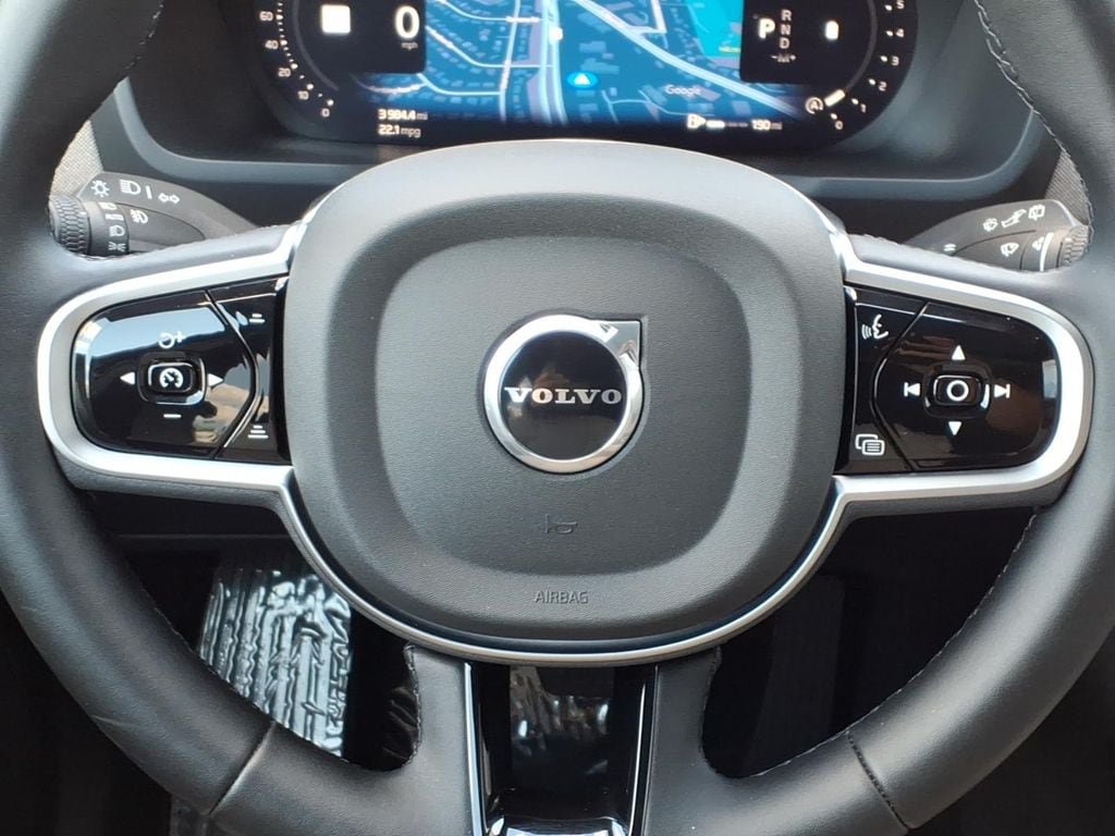 Certified 2026 Volvo XC90 B6 Plus AWD/4WD image 14