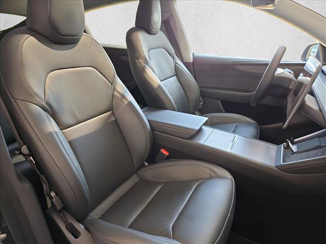Used 2026 Tesla Model Y AWD image 22