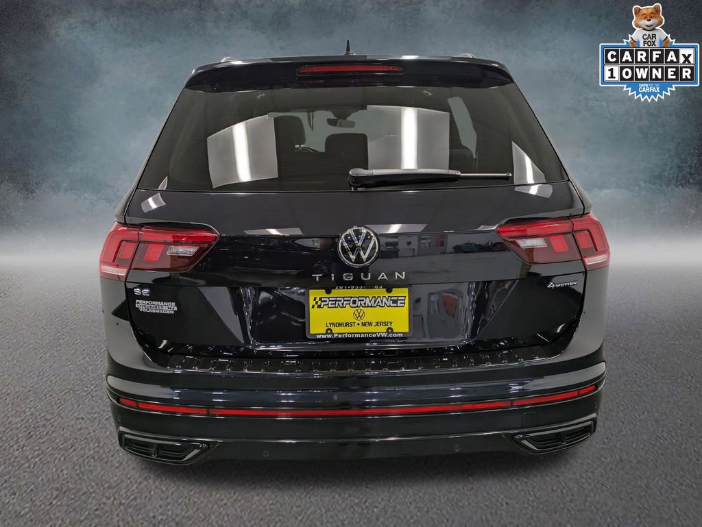 Used 2023 Volkswagen Tiguan SE R-Line AWD/4WD image 5