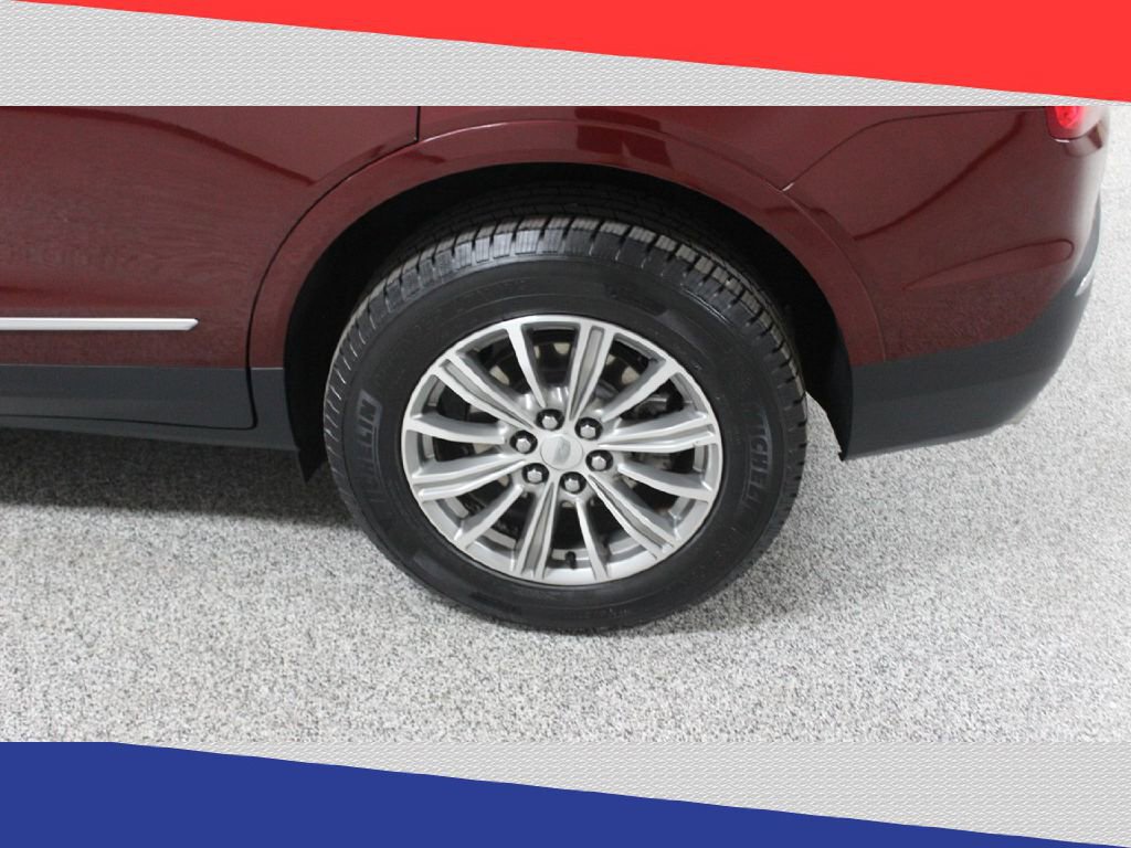 Used 2017 Cadillac XT5 Luxury w/ Driver Awareness Package image 43