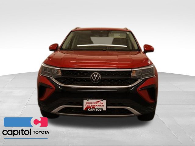 Used 2024 Volkswagen Taos SE AWD/4WD image 6