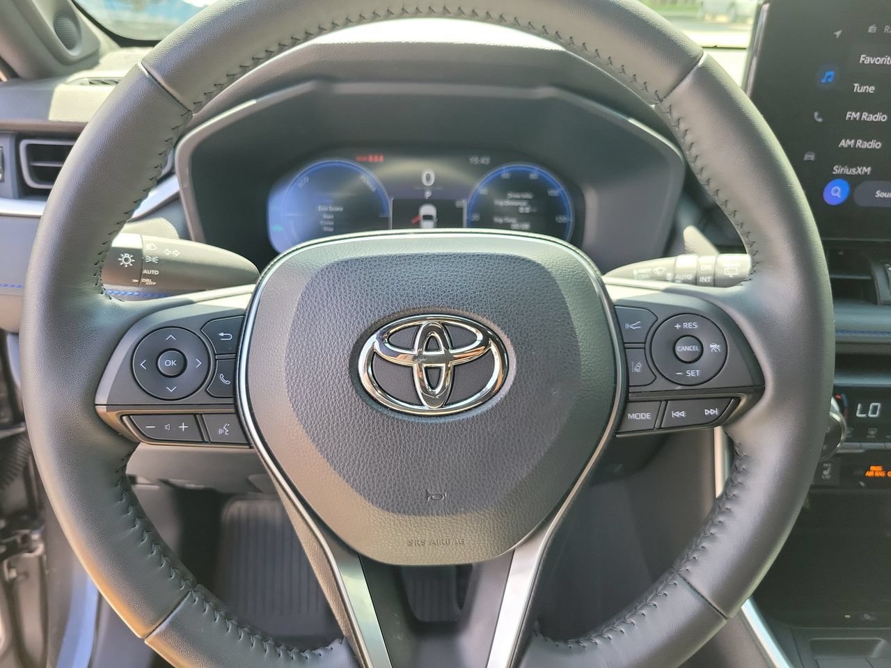 Used 2024 Toyota RAV4 XSE AWD/4WD image 19