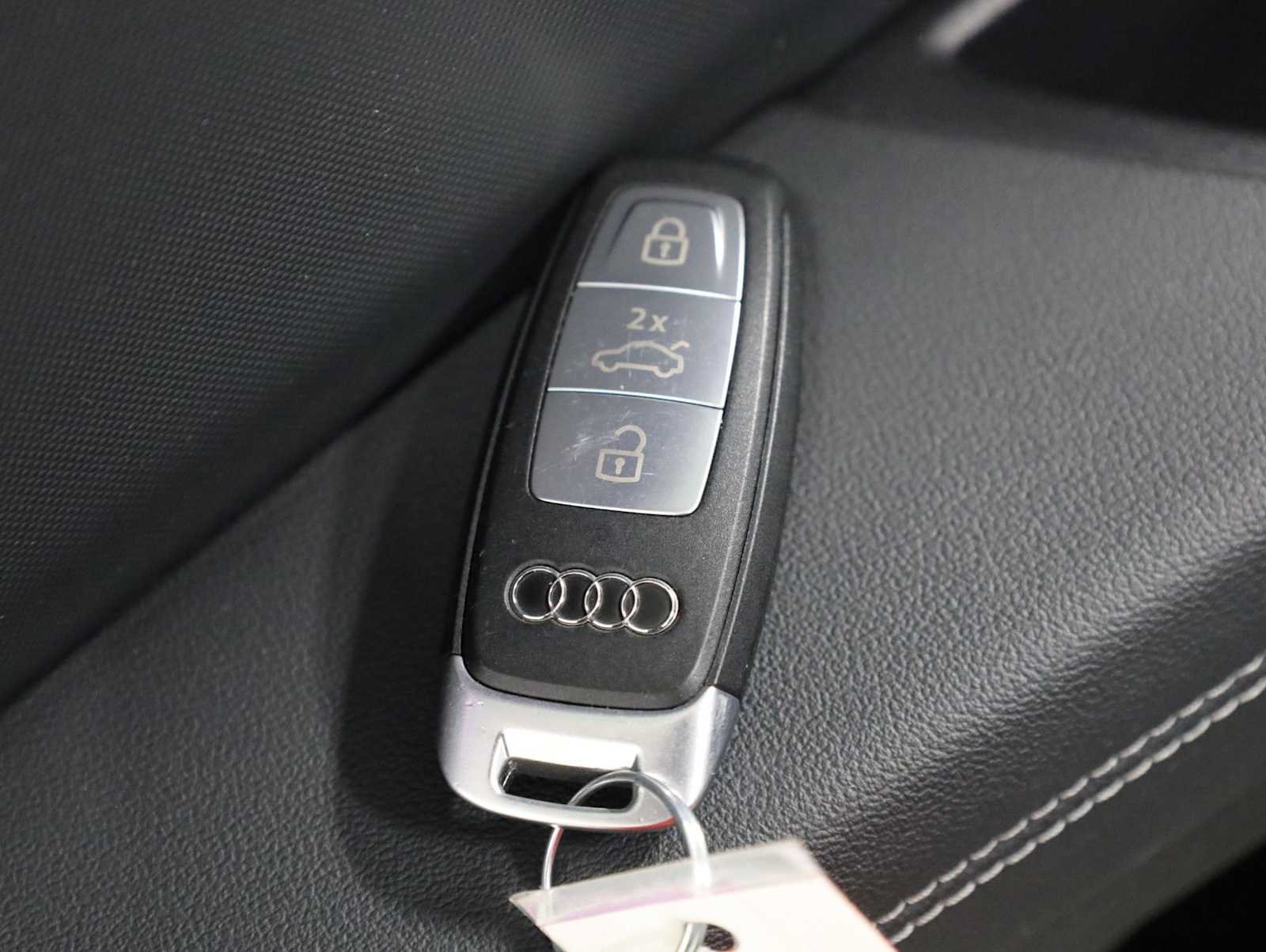 Used 2023 Audi Q4 e-tron Premium Plus w/ Premium Plus RWD image 41