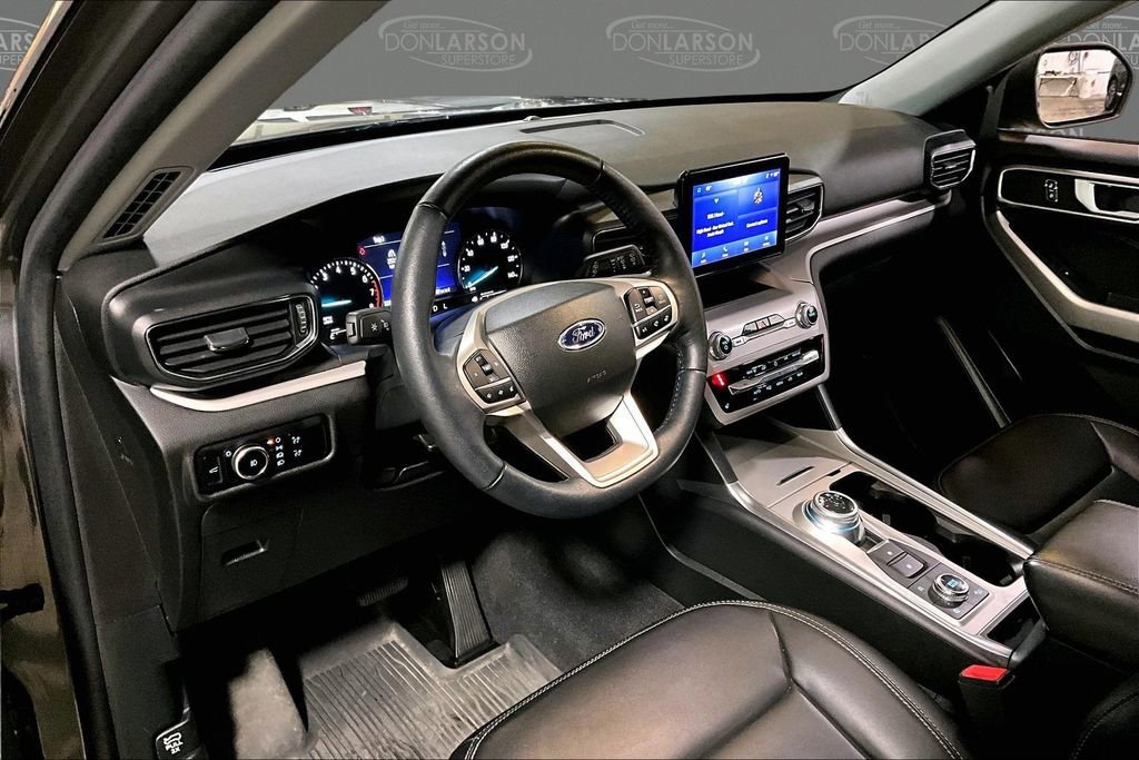 Certified 2023 Ford Explorer XLT w/ Equipment Group 202A image 17