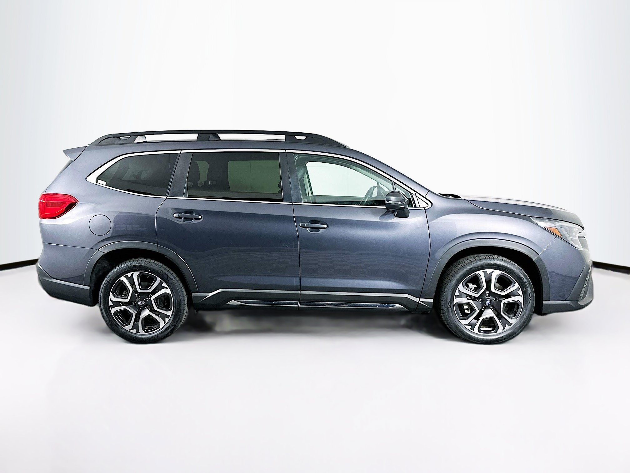 Used 2023 Subaru Ascent Limited AWD/4WD image 10
