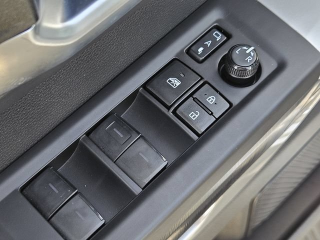Used 2024 Toyota Sequoia Platinum AWD/4WD image 29