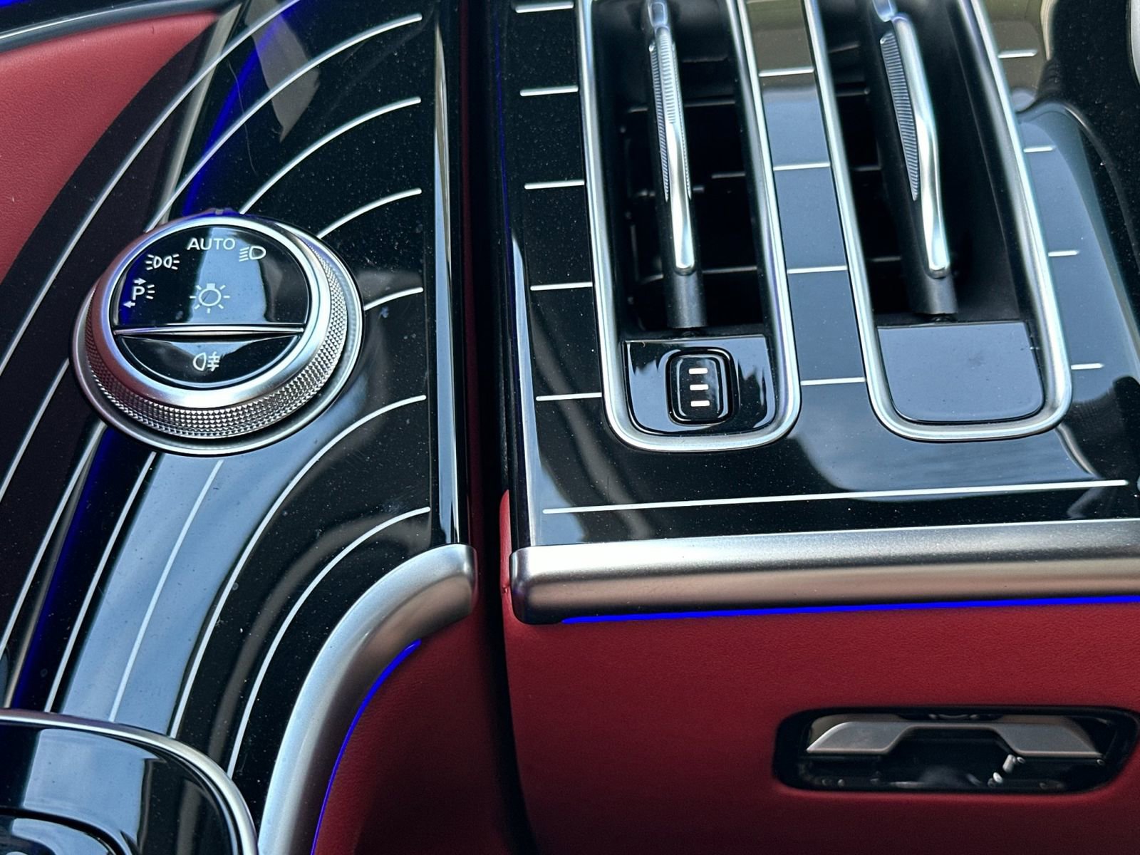 New 2026 Mercedes-Benz S 580 4MATIC Sedan image 31