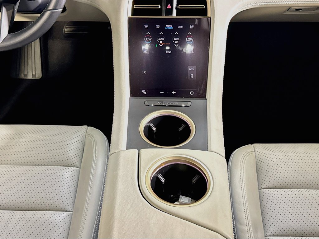 Certified 2023 Porsche Taycan 4S AWD/4WD image 16