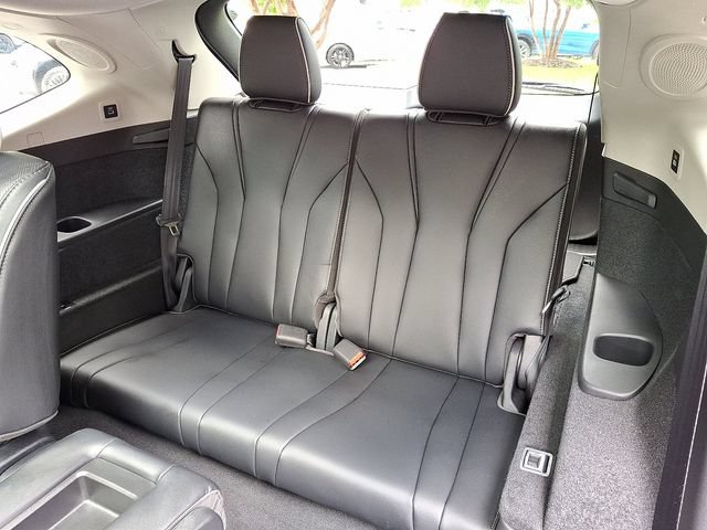 Certified 2026 Acura MDX w/ Advance Package AWD/4WD image 10