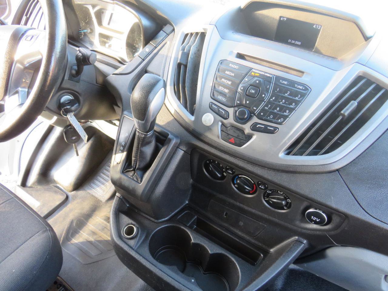 Used 2017 Ford Transit 250 130 Medium Roof RWD image 40