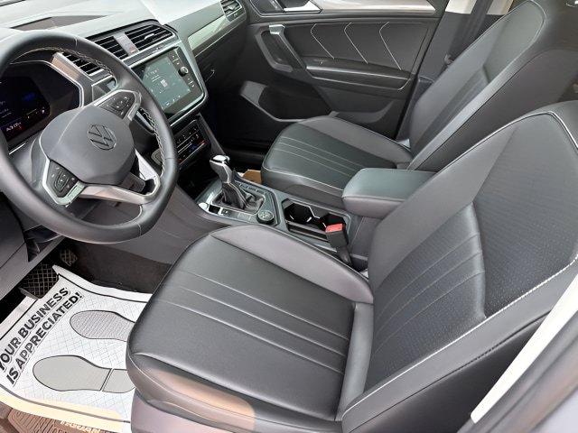 Certified 2023 Volkswagen Tiguan SE AWD/4WD image 5